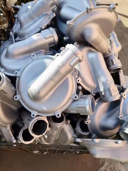 Prix ​​​​de moulage d'accessoires de voiture en alliage d'aluminium de moulage de pièces automobiles OEM